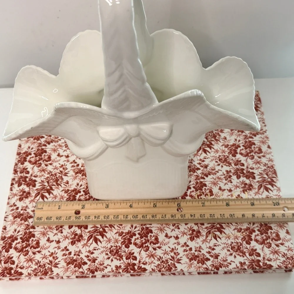 Vintage Hispania DAISA 1984 Spain Porcelain Basket Bow White Romantic Decor